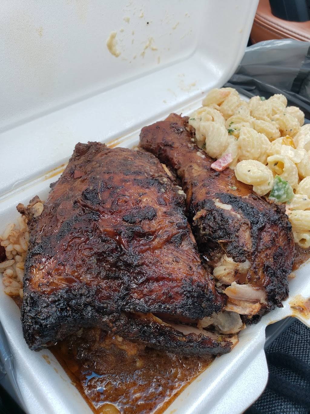 Emily’s Palace Caribbean Restaurant | restaurant | 1520 Steeles Ave W, Concord, ON L4K 3B9, Canada | 9056602211 OR +1 905-660-2211