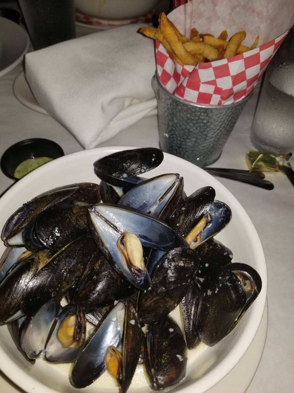 La Frite Belgian Bistro | restaurant | 728 S Alamo St, San Antonio, TX 78205, USA | 2102247555 OR +1 210-224-7555