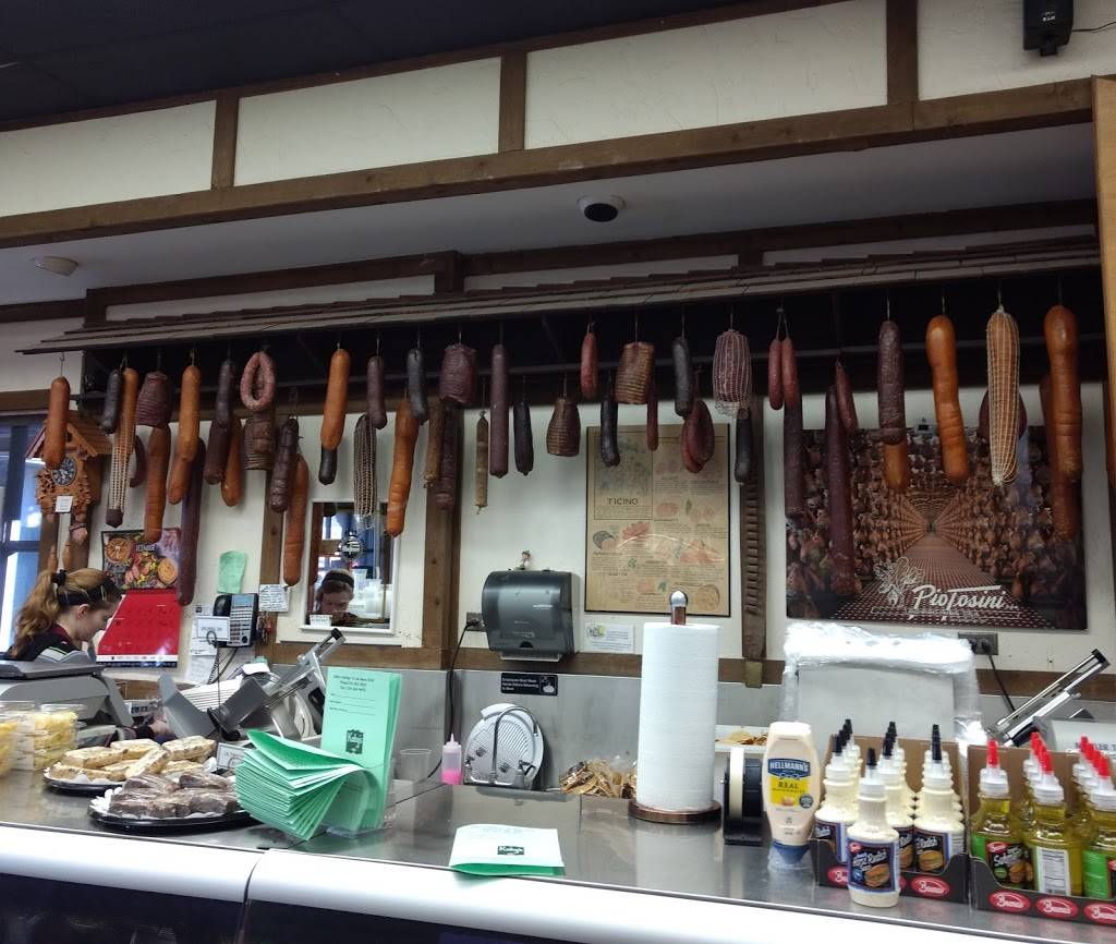 Hillcrest Village | shopping mall | 6423-6437 Hillcrest Ave, Dallas, TX 75205, USA | 2147062500 OR +1 214-706-2500