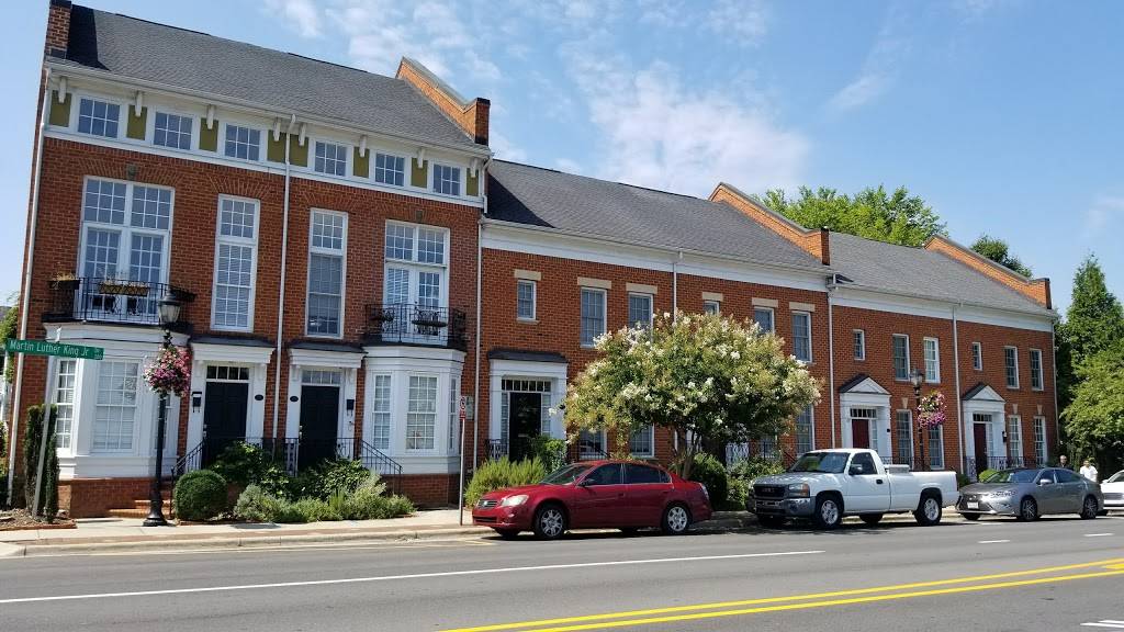 Dames Chicken & Waffles | restaurant | 301 Martin Luther King Jr Dr, Greensboro, NC 27406, USA | 3362757333 OR +1 336-275-7333