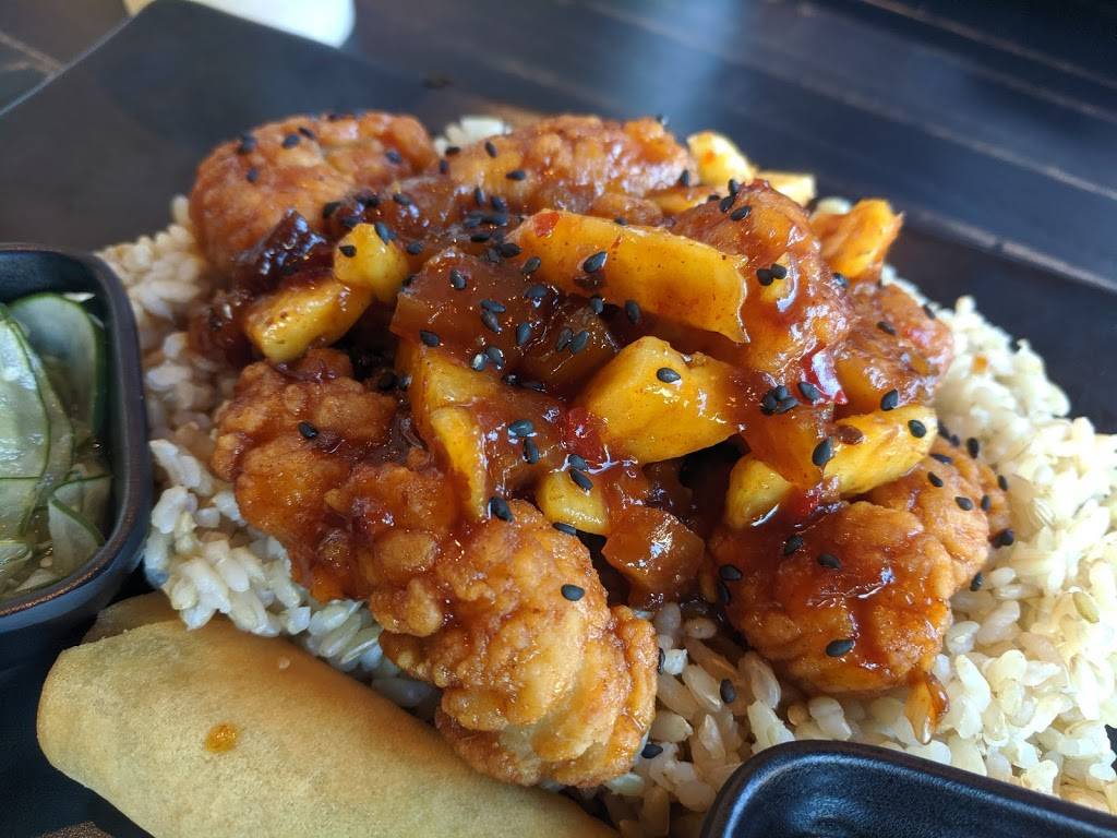 LemonShark Poke - Sandy Springs | restaurant | 1115 Springwood Connector #2000, Sandy Springs, GA 30328, USA | 4048570820 OR +1 404-857-0820