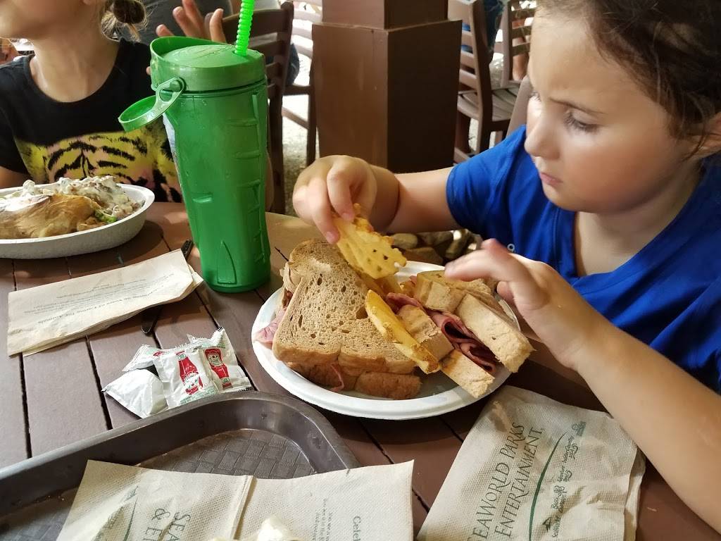 OTators | restaurant | 1 Busch Gardens Blvd, Williamsburg, VA 23185, USA | 7572294386 OR +1 757-229-4386