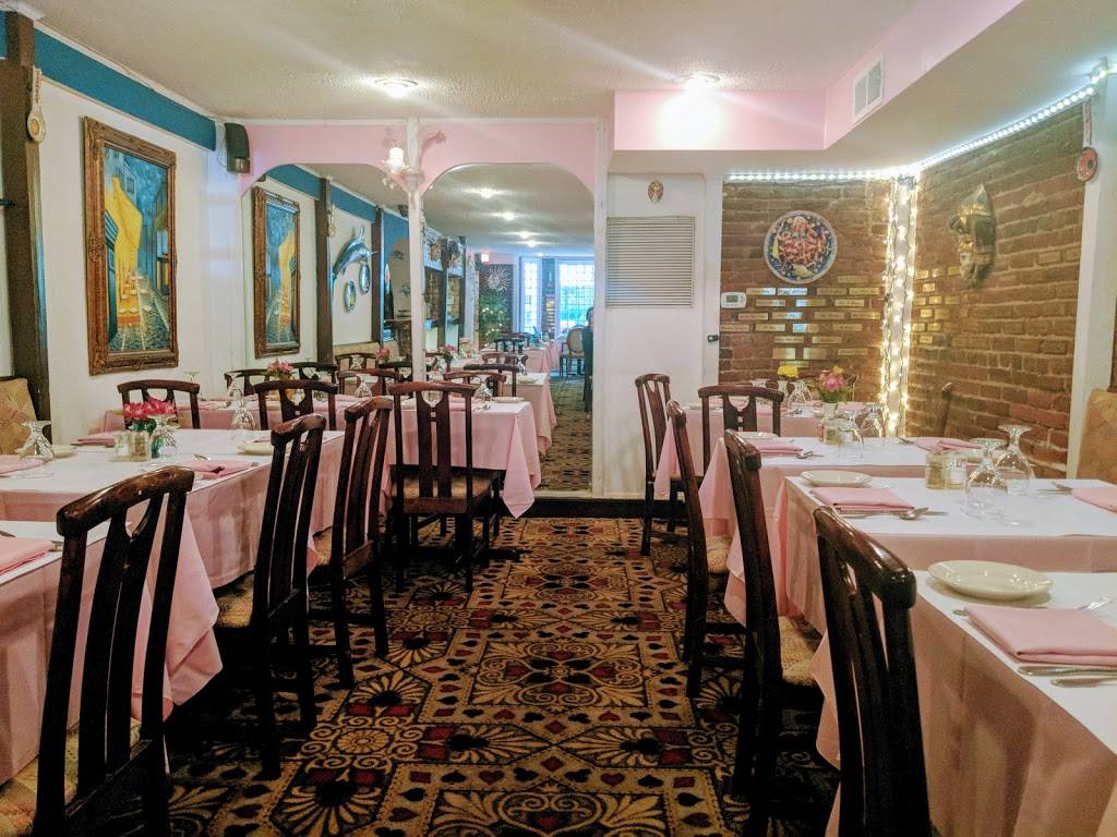 Giovannis Trattu | restaurant | 1823 Jefferson Pl NW, Washington, DC 20036, USA | 2024524960 OR +1 202-452-4960