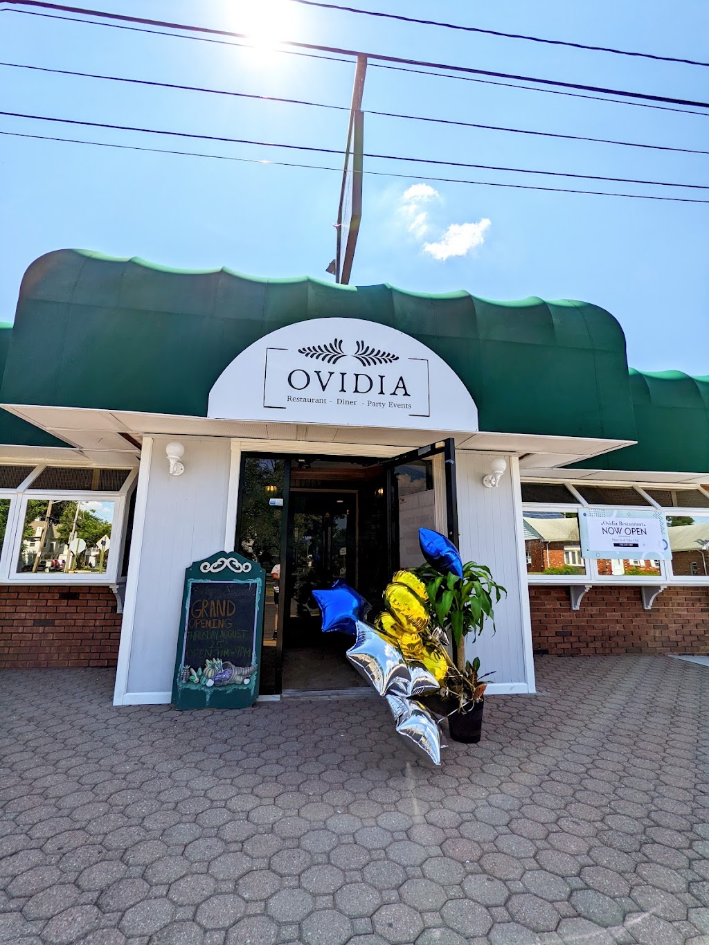 Ovidia Restaurant | restaurant | 98 Maple Pl, Keyport, NJ 07735, USA | 7322171387 OR +1 732-217-1387