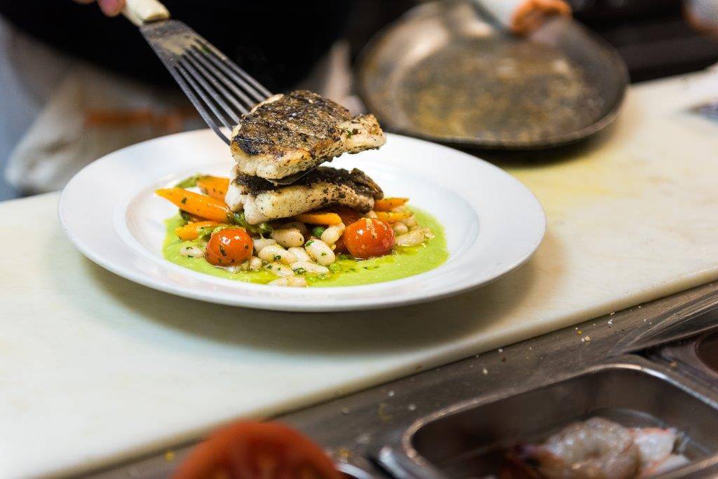 Hanks Oyster Bar | restaurant | 1026 King St, Alexandria, VA 22314, USA | 7037394265 OR +1 703-739-4265