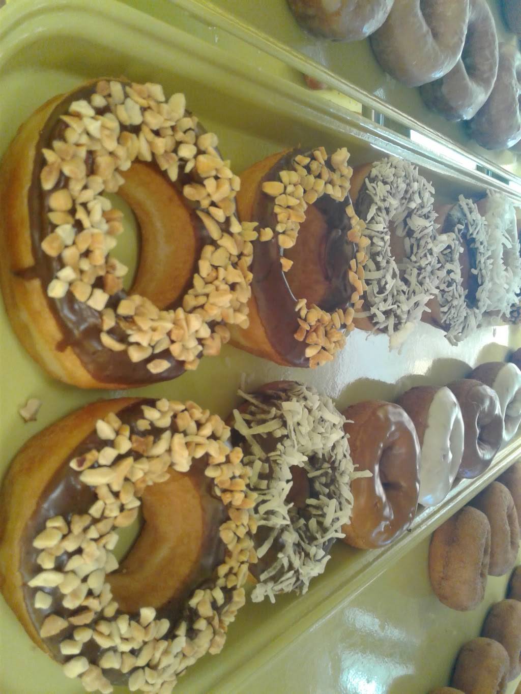 Toris Donuts | bakery | 11947 Hamilton Ave, Cincinnati, OH 45231, USA | 5138328774 OR +1 513-832-8774