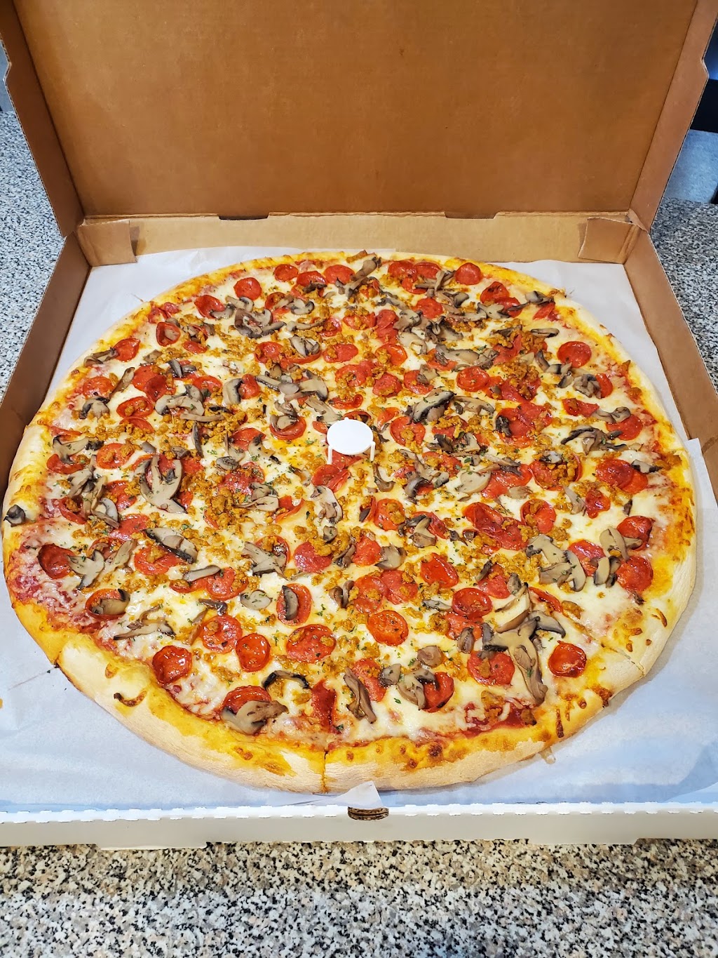 Pizza Cake Cafe | restaurant | 112 Chartiers Ave, McKees Rocks, PA 15136, USA | 4124583798 OR +1 412-458-3798