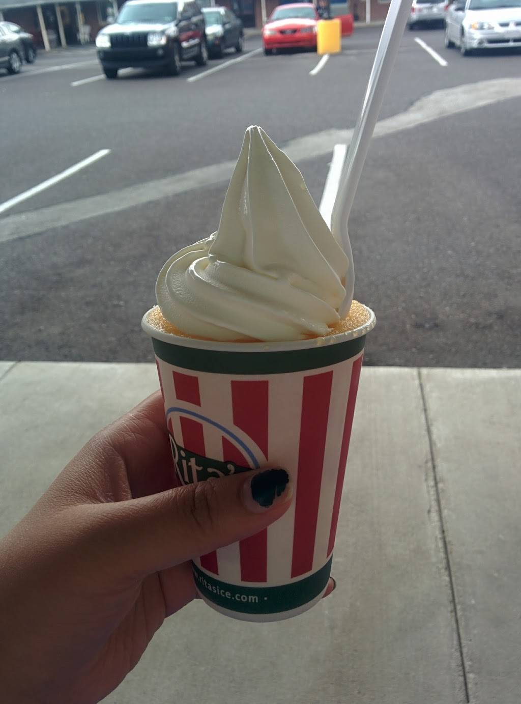 Ritas Italian Ice & Frozen Custard | restaurant | 323 E Gay St, West Chester, PA 19380, USA | 6107389090 OR +1 610-738-9090