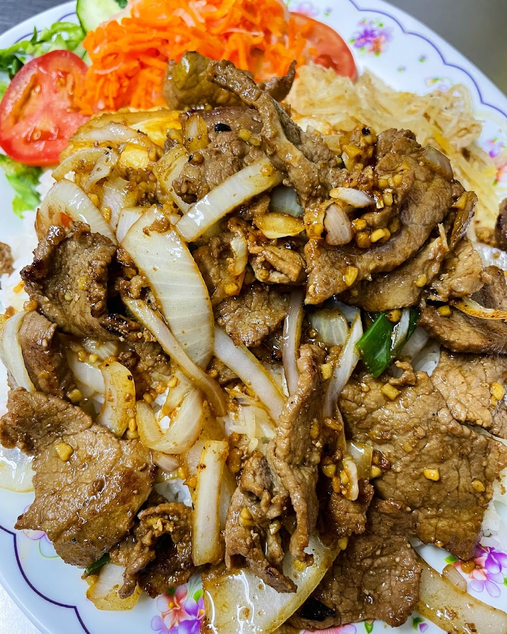 Pho Lan KC | restaurant | 315 Cherry St, Kansas City, MO 64106, USA | 8164718468 OR +1 816-471-8468