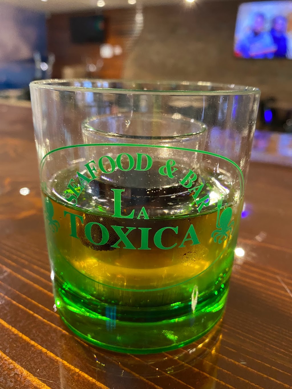 La Toxica seafood & Bar | night club | 14543 Memorial Dr, Houston, TX 77079, USA | 2817414952 OR +1 281-741-4952