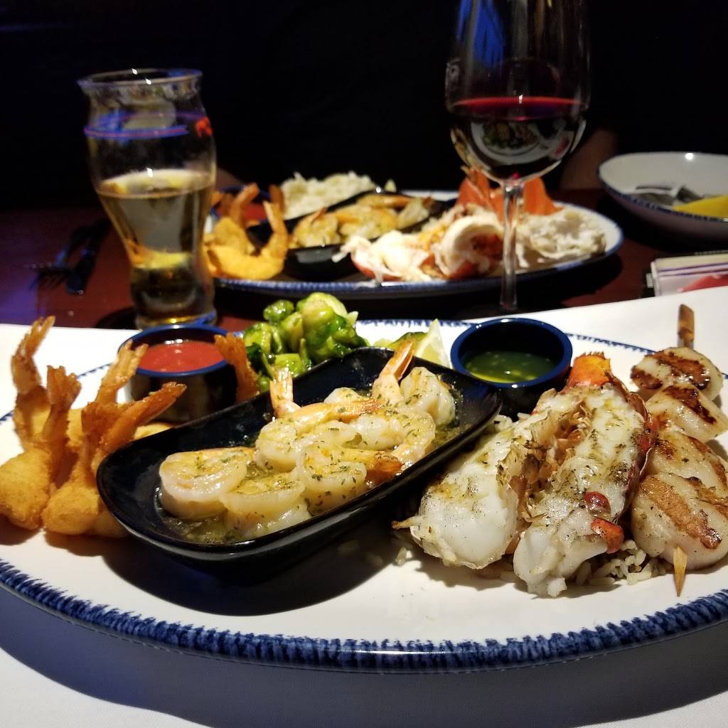 Red Lobster | restaurant | 195 E Hospitality Ln, San Bernardino, CA 92408, USA | 9098882288 OR +1 909-888-2288
