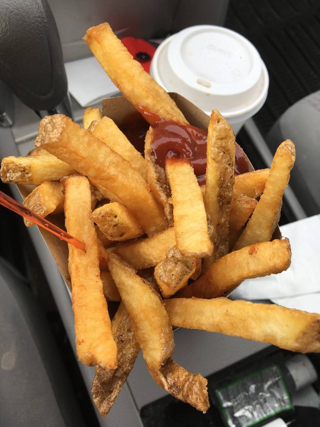 Tonys Chip Wagon | restaurant | 6137 Perth St, Richmond, ON K0A 2Z0, Canada | 6138382118 OR +1 613-838-2118