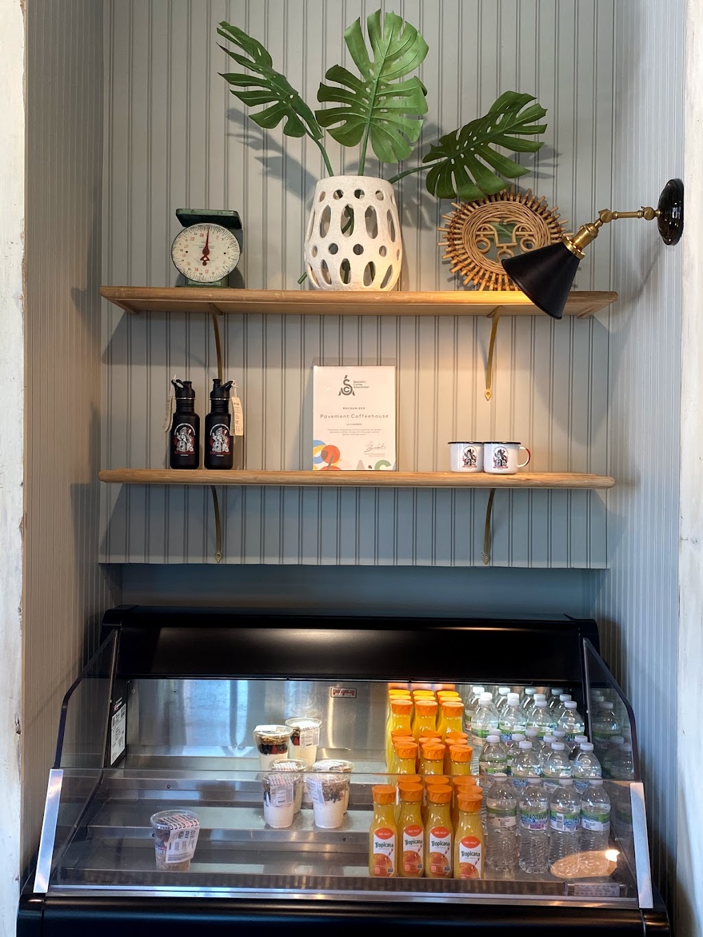 Pavement Coffeehouse | bakery | 415 Western Ave, Brighton, MA 02135, USA | 6177666052 OR +1 617-766-6052