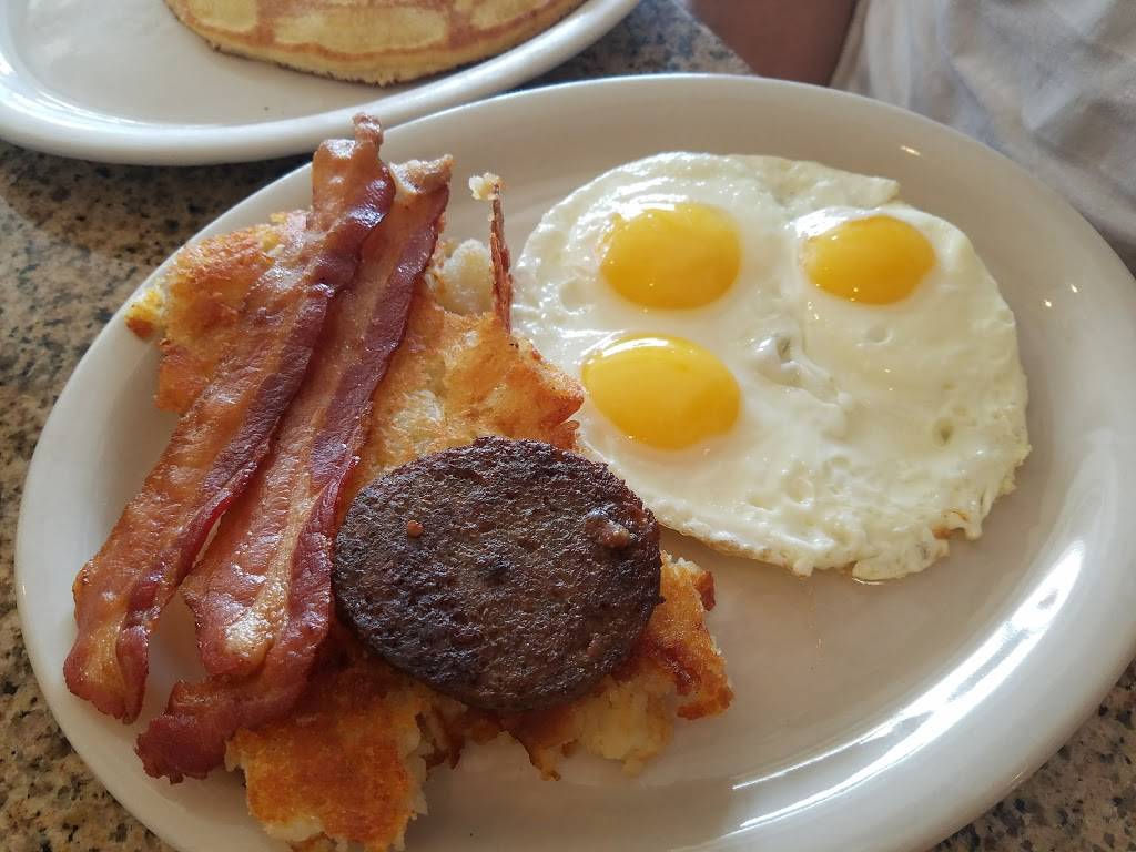 Baccailis Cafe American Country Style Breakfast Lunch Dinner | restaurant | 6734, 3950 N Fry Rd #100, Katy, TX 77449, USA | 2815791828 OR +1 281-579-1828