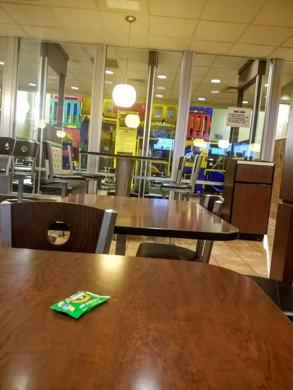 McDonalds | cafe | 6680 E Lake Mead Blvd, Las Vegas, NV 89156, USA | 7025319222 OR +1 702-531-9222