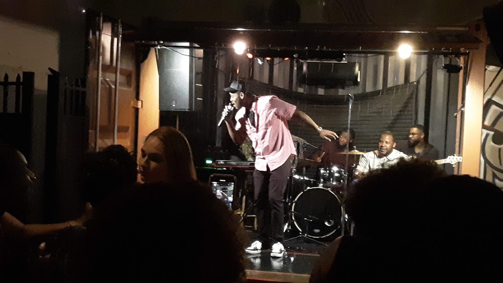 New York Subs and Wings and Cheesesteaks | restaurant | 107 SW 6th St, Fort Lauderdale, FL 33301, USA | 7542233570 OR +1 754-223-3570