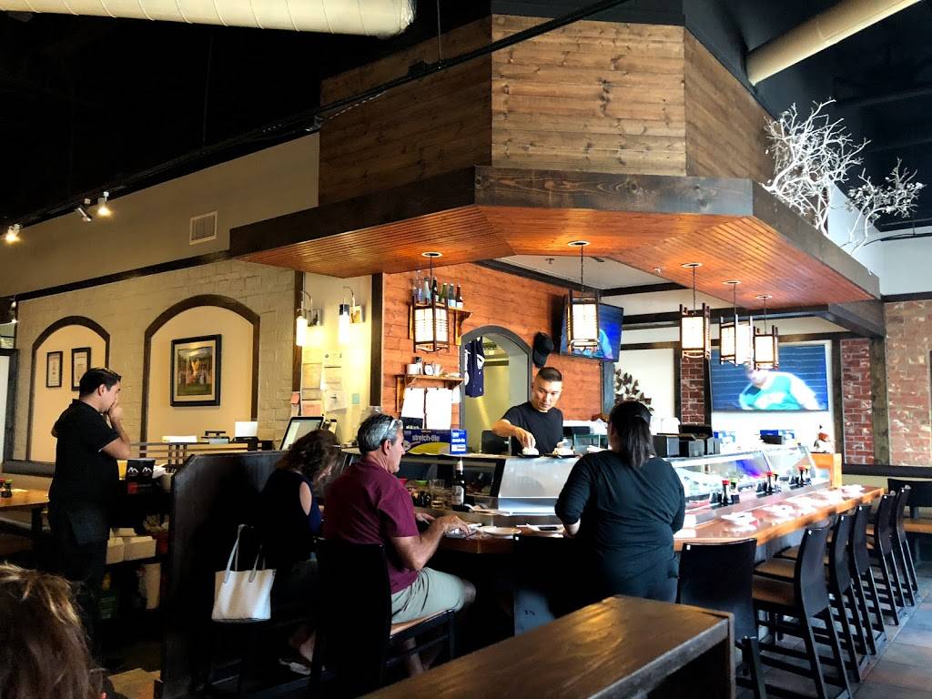 Summa Sushi | restaurant | 15218 Summit Ave #500, Fontana, CA 92336, USA | 9098994533 OR +1 909-899-4533