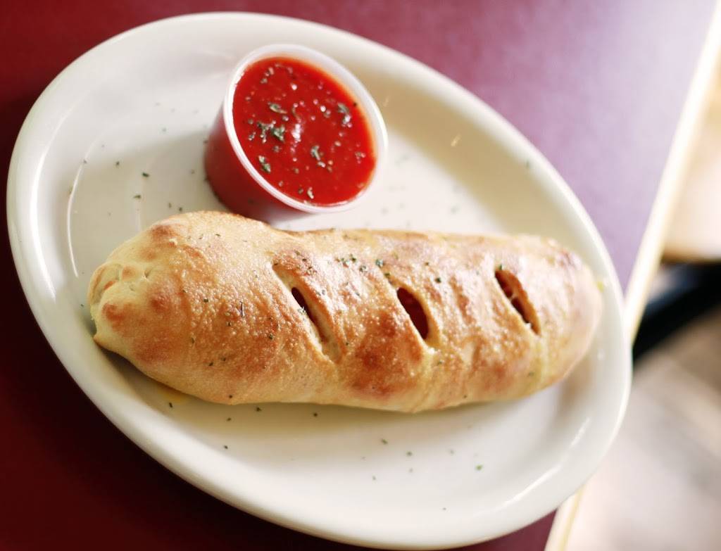 New York Pizzeria | restaurant | 75 Chestnut St, Cooperstown, NY 13326, USA | 6075472930 OR +1 607-547-2930