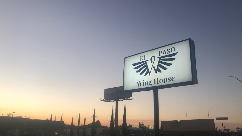 El Paso Wing House | restaurant | 4028 N Mesa St, El Paso, TX 79902, USA | 9155005333 OR +1 915-500-5333