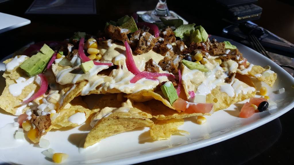 The Queens Table | restaurant | 1830 Joe Battle Blvd Ste 102, El Paso, TX 79936, USA | 9152754020 OR +1 915-275-4020