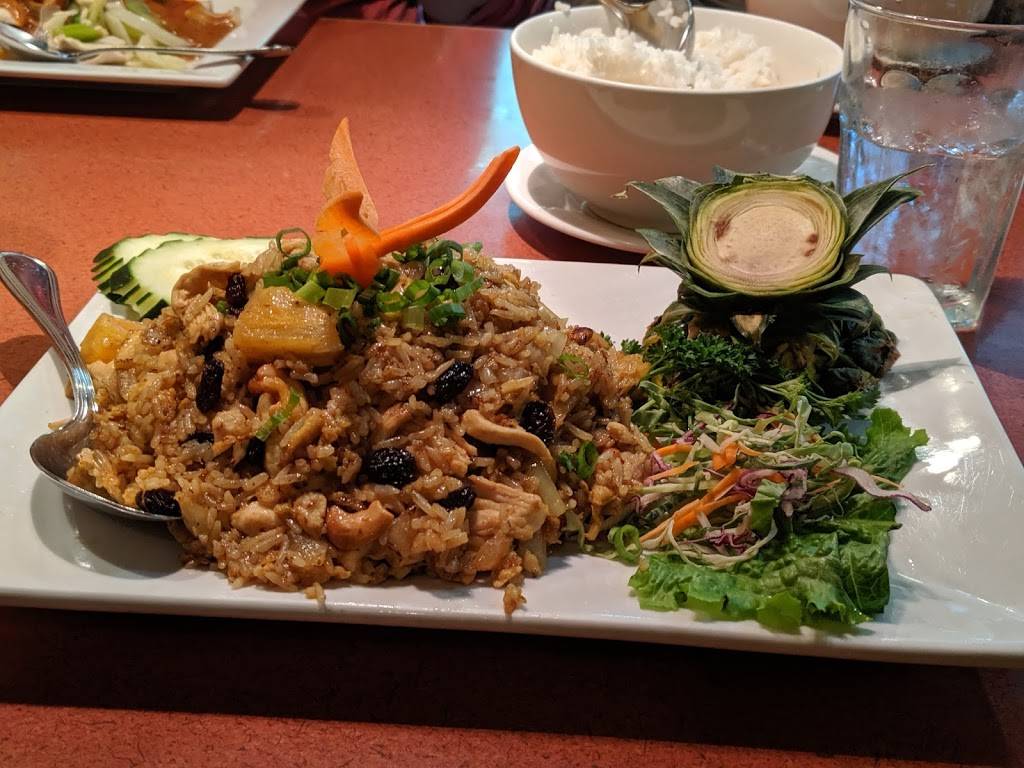 Thai Basil | restaurant | 6328 Meadows Rd, Lake Oswego, OR 97035, USA | 5036018424 OR +1 503-601-8424