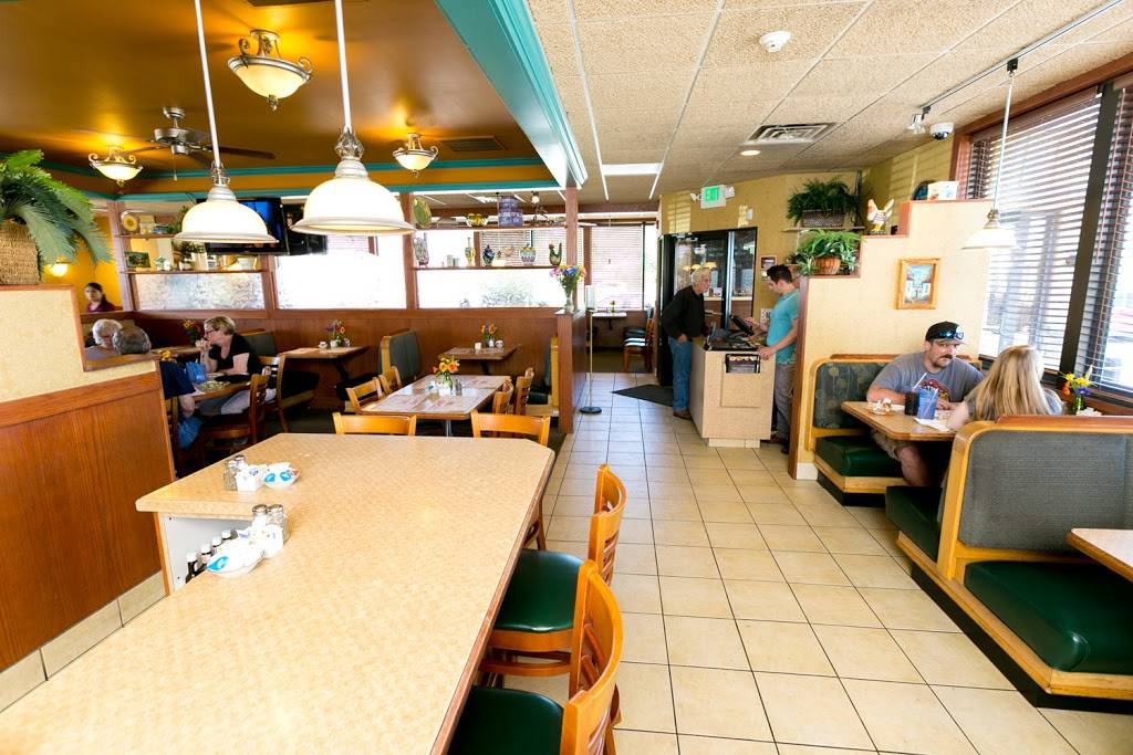 Georges Family Restaurant | restaurant | 1910 E Commercial Ave, Lowell, IN 46356, USA | 2196960313 OR +1 219-696-0313