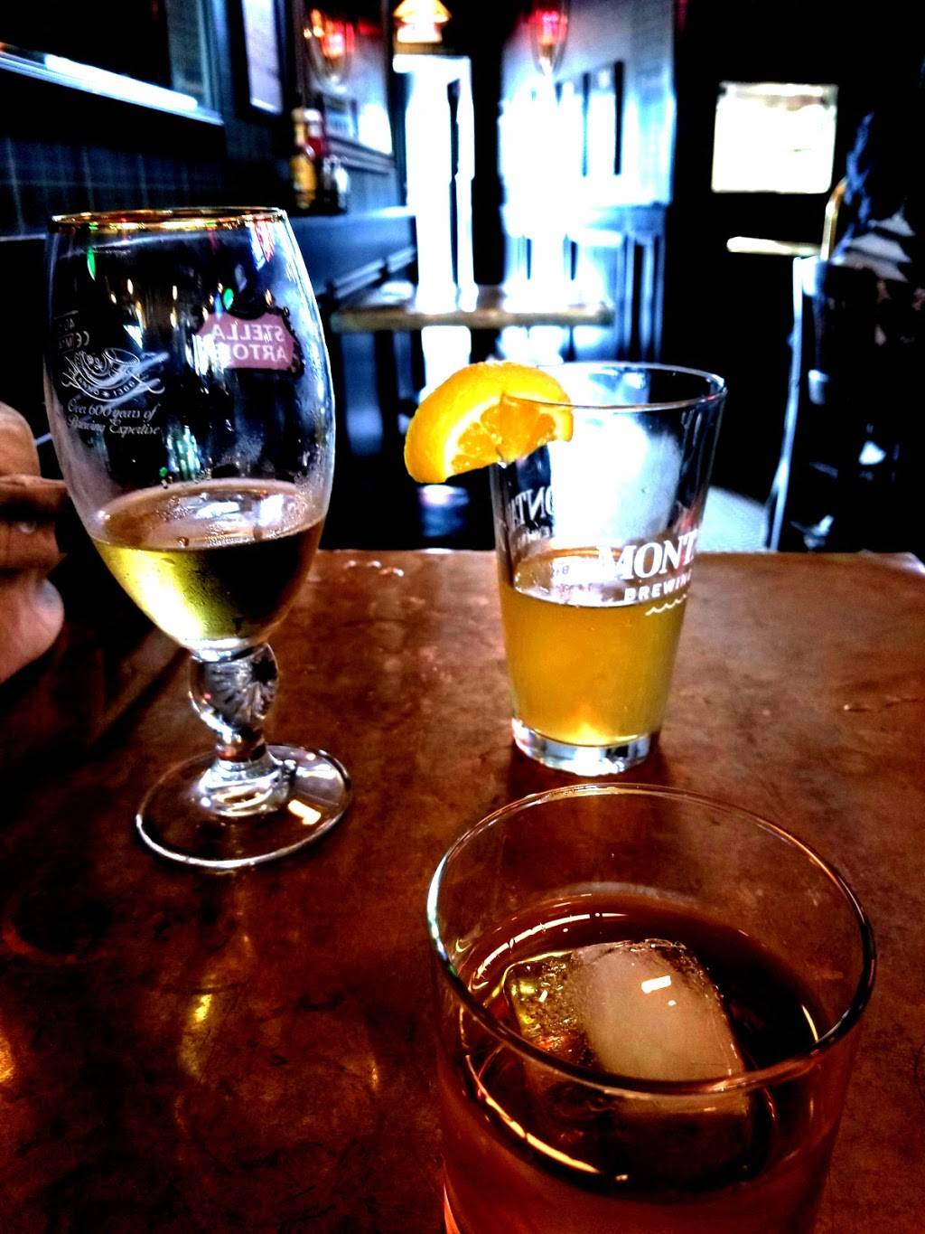 The Penny Pub | restaurant | 79 W Main St, Bay Shore, NY 11706, USA | 6319694061 OR +1 631-969-4061