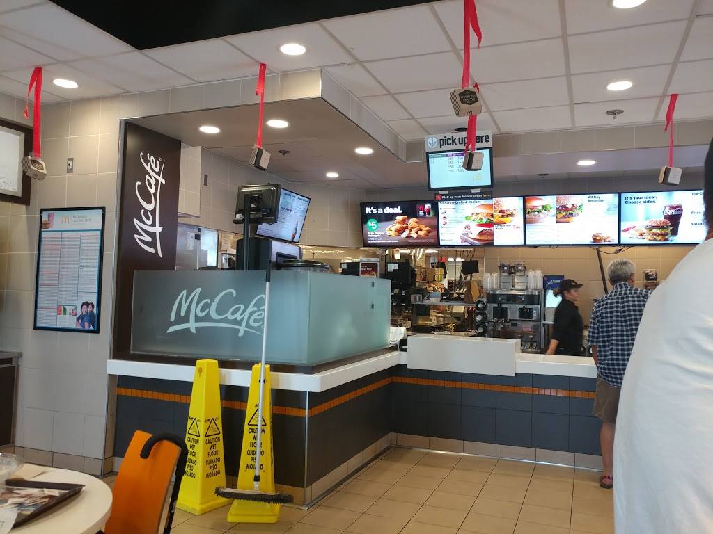 McDonalds | cafe | 5645 E Kings Canyon Rd, Fresno, CA 93727, USA | 5592511364 OR +1 559-251-1364