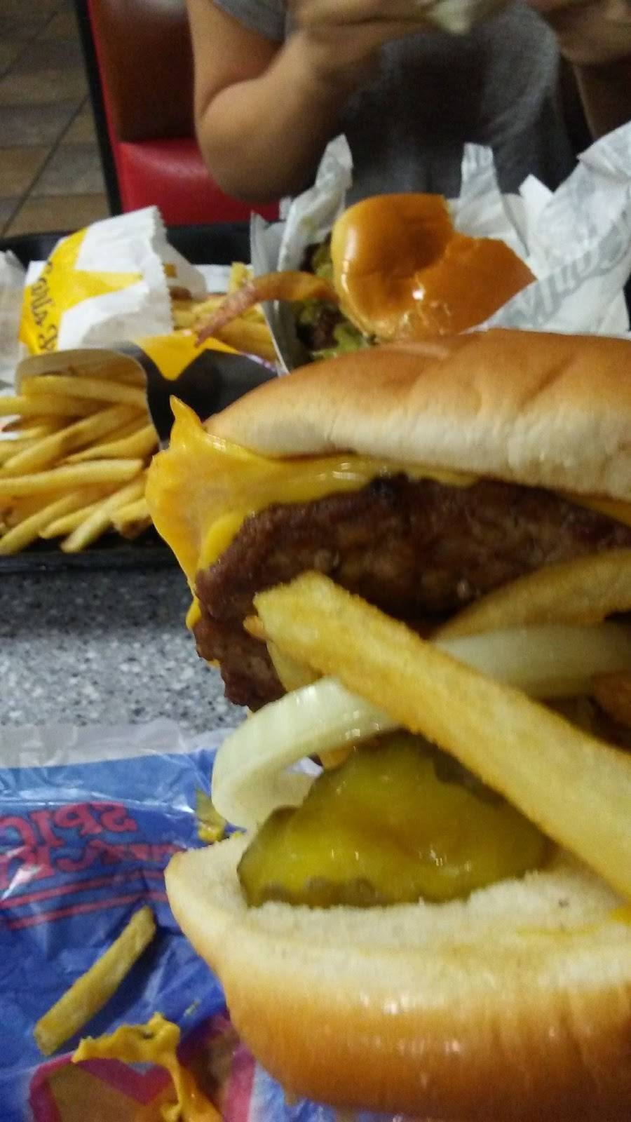 Carls Jr. | restaurant | 4125 Sisk Rd, Modesto, CA 95356, USA | 2095452796 OR +1 209-545-2796