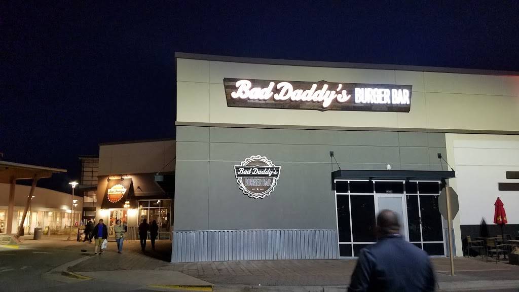 Bad Daddys Burger Bar | restaurant | 1 W Flatiron Crossing Dr Ste 2156, Broomfield, CO 80021, USA | 3034382143 OR +1 303-438-2143