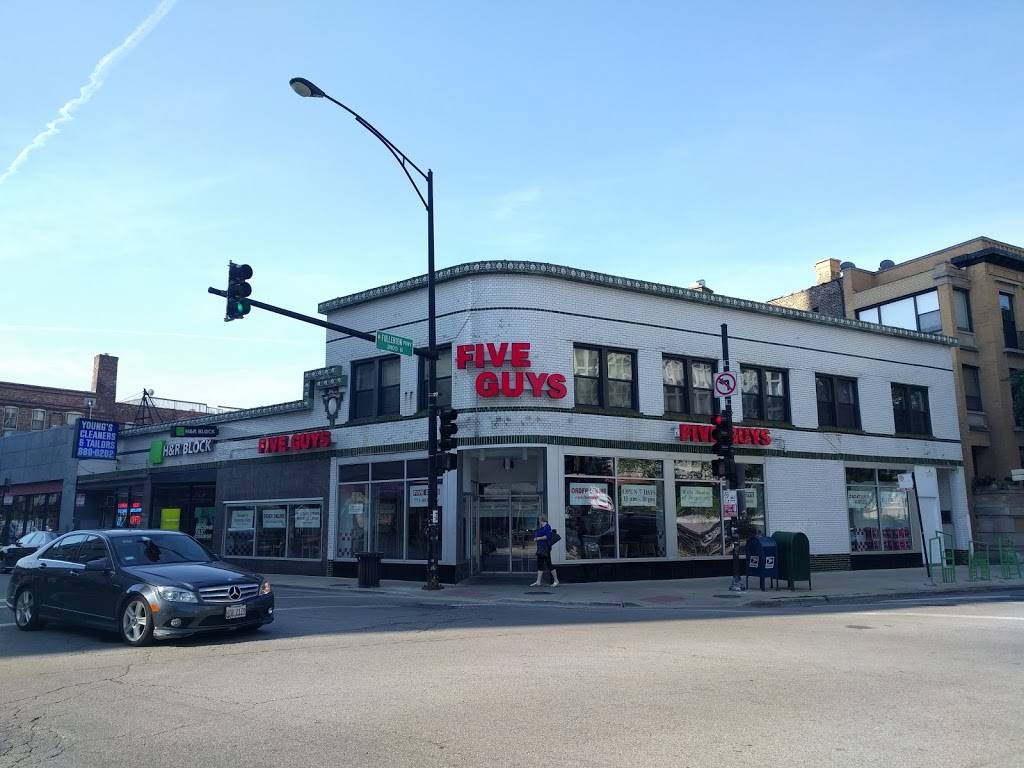 Five Guys | meal takeaway | 2368 N Clark St, Chicago, IL 60614, USA | 7738838930 OR +1 773-883-8930