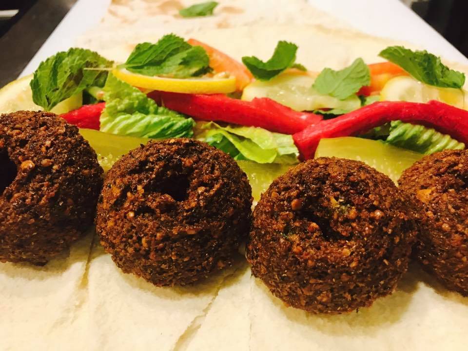 Double Apple lounge | restaurant | 5101 Seminary Rd, Alexandria, VA 22311, USA | 7039013881 OR +1 703-901-3881