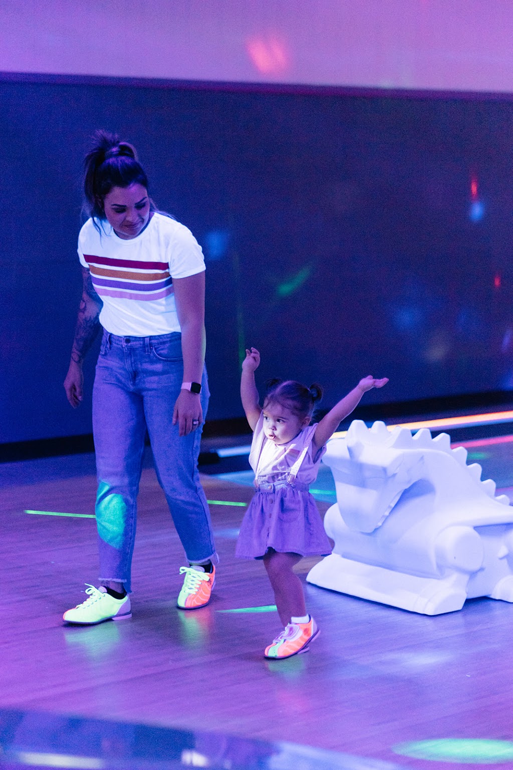 Adel Family Fun Center | restaurant | 1526 Greene St, Adel, IA 50003, USA | 5159933350 OR +1 515-993-3350