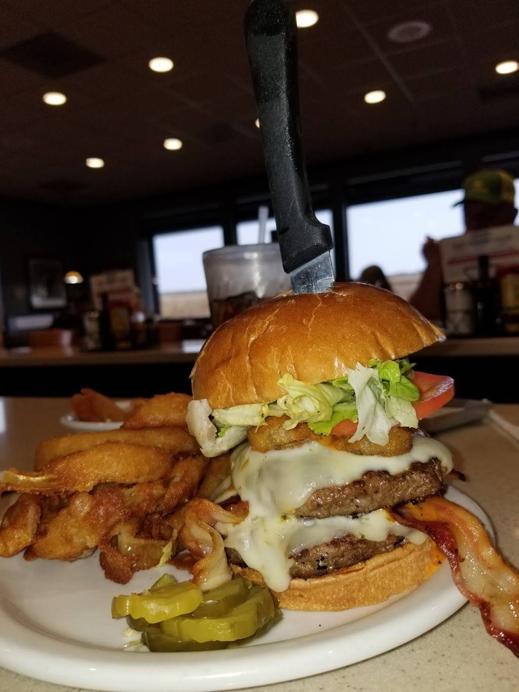 Country Pride | restaurant | 790 NW Frontage Rd, Troutdale, OR 97060, USA | 5036661588 OR +1 503-666-1588