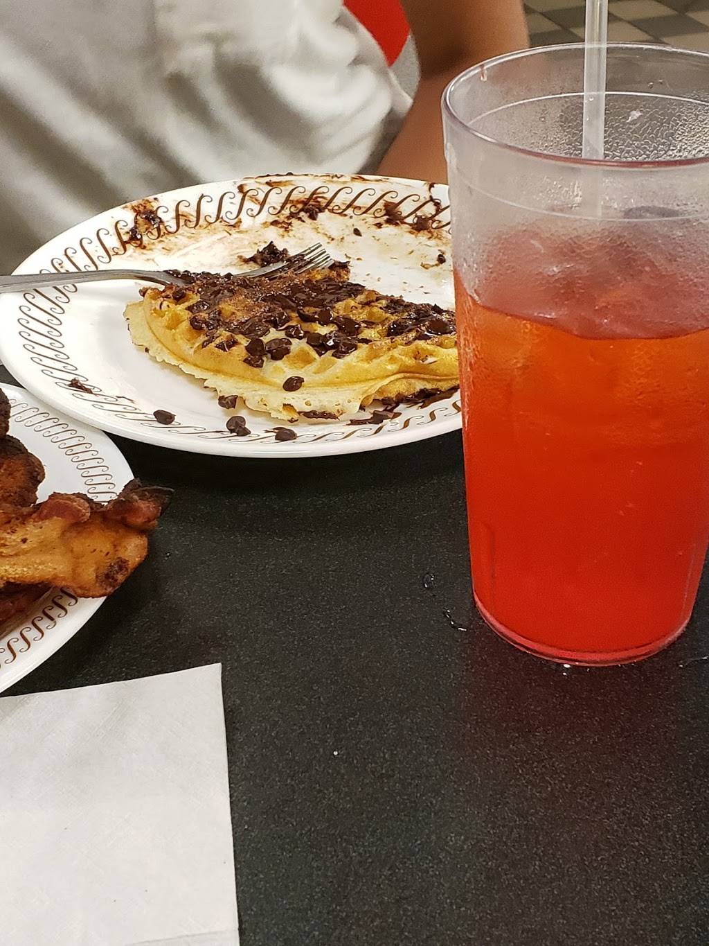 Waffle House | meal takeaway | 1586 Indian Trail Rd, Norcross, GA 30093, USA | 6783808248 OR +1 678-380-8248