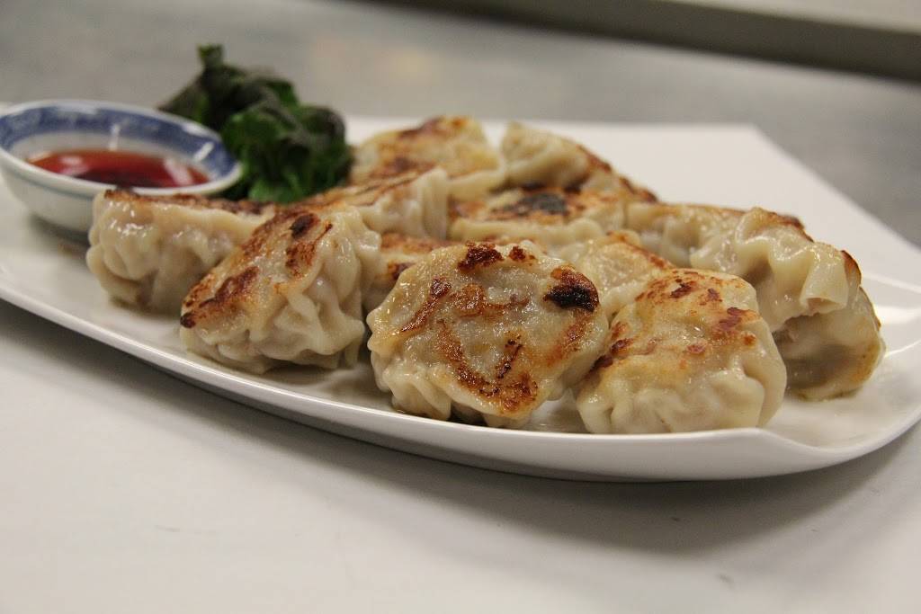 Tai Yin Palace | restaurant | 11925 Tecumseh Rd E, Windsor, ON N8N 1L8, Canada | 5197358810 OR +1 519-735-8810