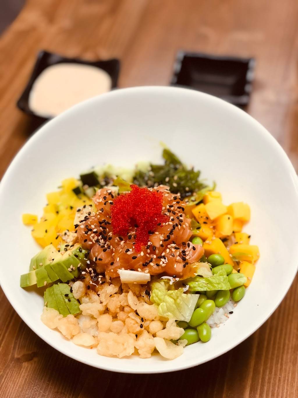 Le B-38 sushi | restaurant | 5003 Rue Beaubien E, Montréal, QC H1T 1V6, Canada | 5147256100 OR +1 514-725-6100