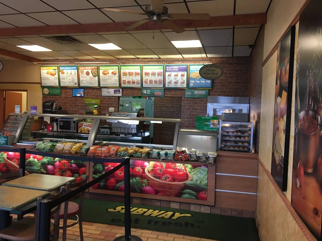 Subway | meal takeaway | 448 Welland Ave, St. Catharines, ON L2M 5V3, Canada | 9052288857 OR +1 905-228-8857