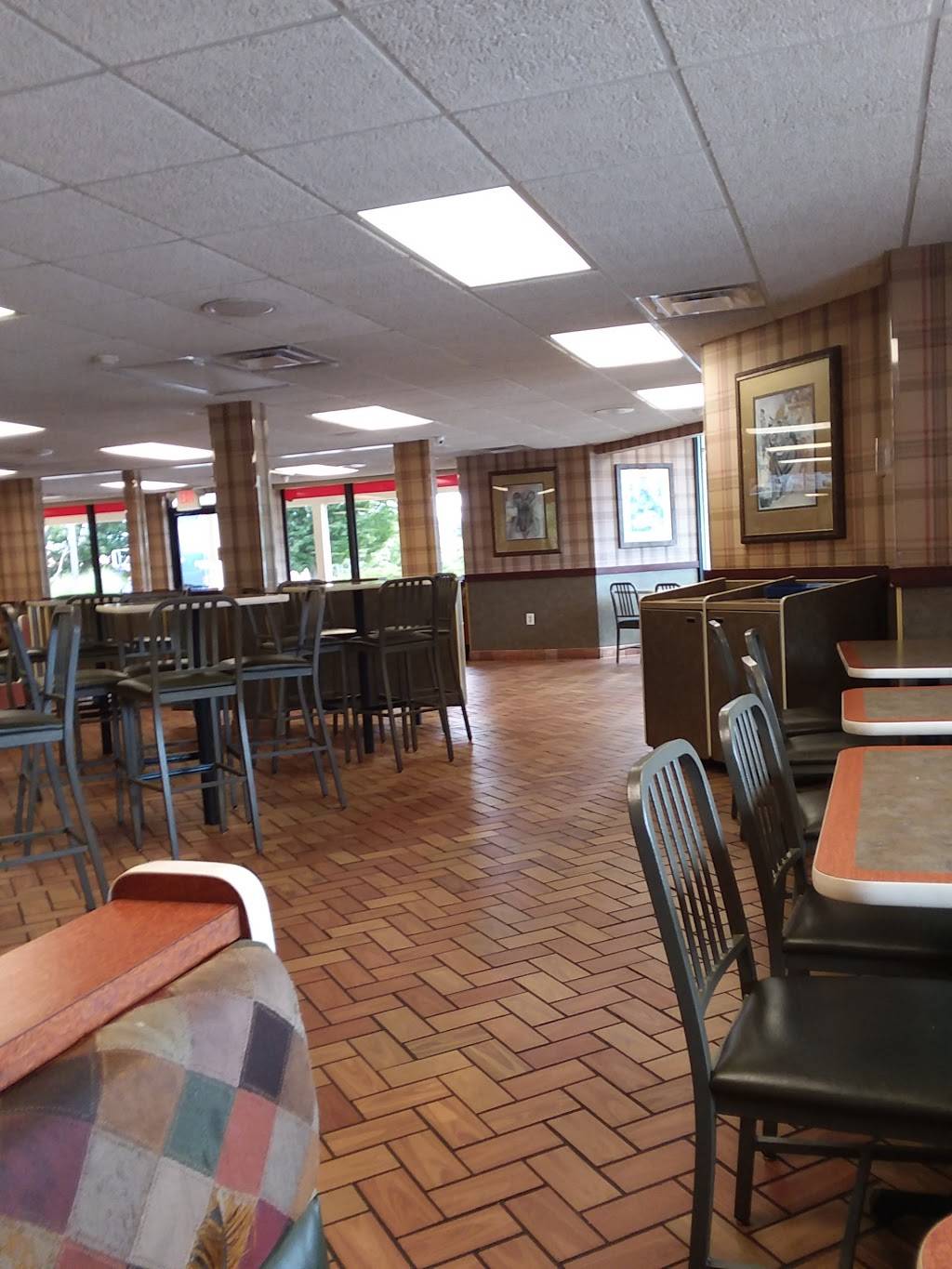 Burger King | restaurant | 600 Taunton Ave, East Providence, RI 02914, USA | 4014383477 OR +1 401-438-3477