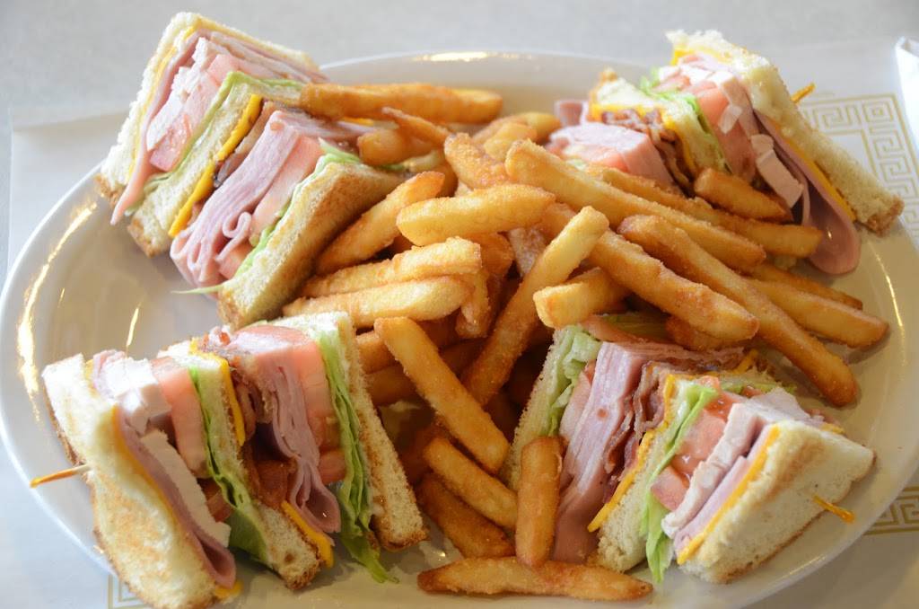 Alpine View Restaurant | restaurant | 1710 S Alpine Rd, Rockford, IL 61108, USA | 8152275400 OR +1 815-227-5400