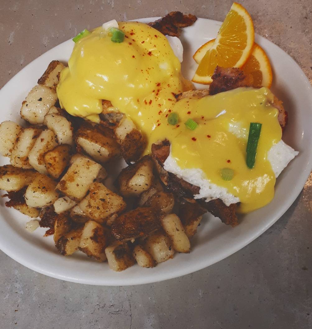 The Crosswind Cafe @ Billy Bishop Airport | restaurant | 203807 ON-26, Owen Sound, ON N4K 5W4, Canada | 5199013862 OR +1 519-901-3862