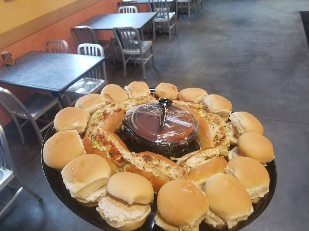 Johns Roast Beef | restaurant | 111 Western Ave, Lynn, MA 01904, USA | 7815956105 OR +1 781-595-6105