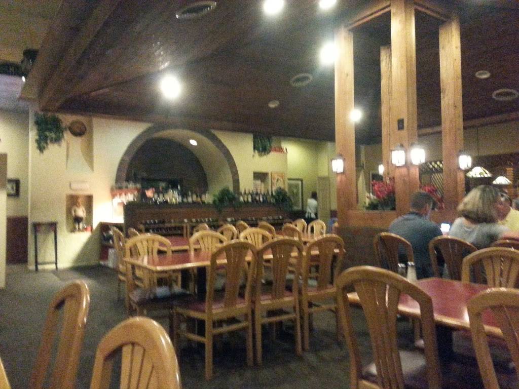 Luigis Pizzeria & Family restaurant | restaurant | 3883 Tamiami Trail, Port Charlotte, FL 33952, USA | 9416243535 OR +1 941-624-3535