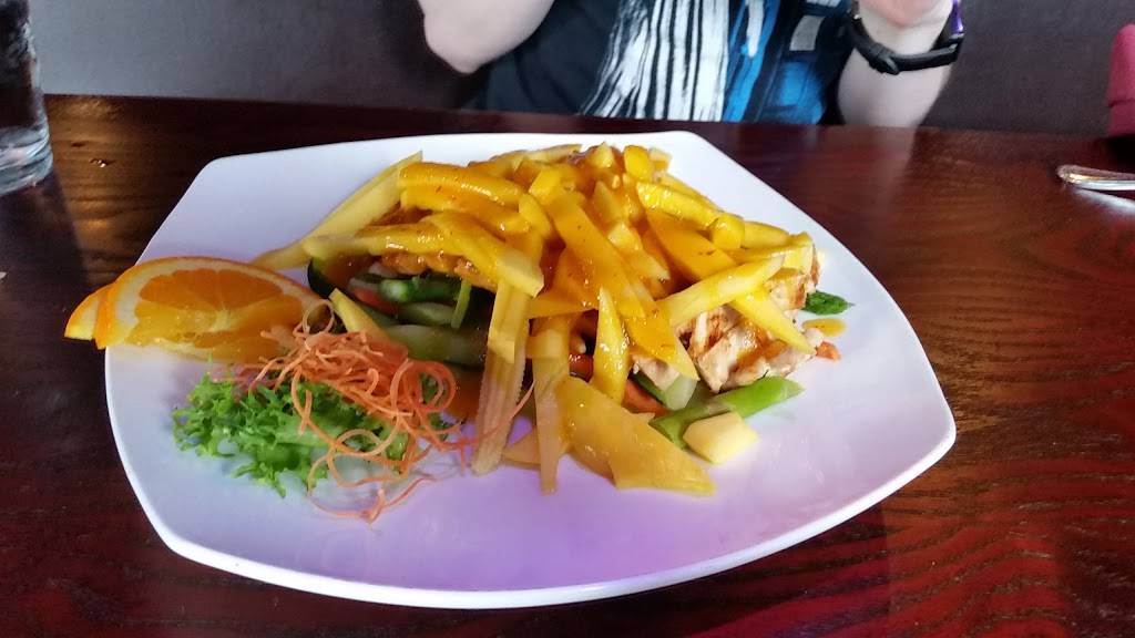 Yamato Hibachi & Sushi Bar | restaurant | 3450 William Penn Hwy, Pittsburgh, PA 15235, USA | 4128293900 OR +1 412-829-3900