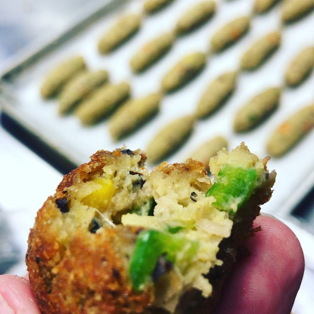 Unique Bistro | restaurant | 6260 Westpark Dr suite 120, Houston, TX 77057, USA | 9293827472 OR +1 929-382-7472