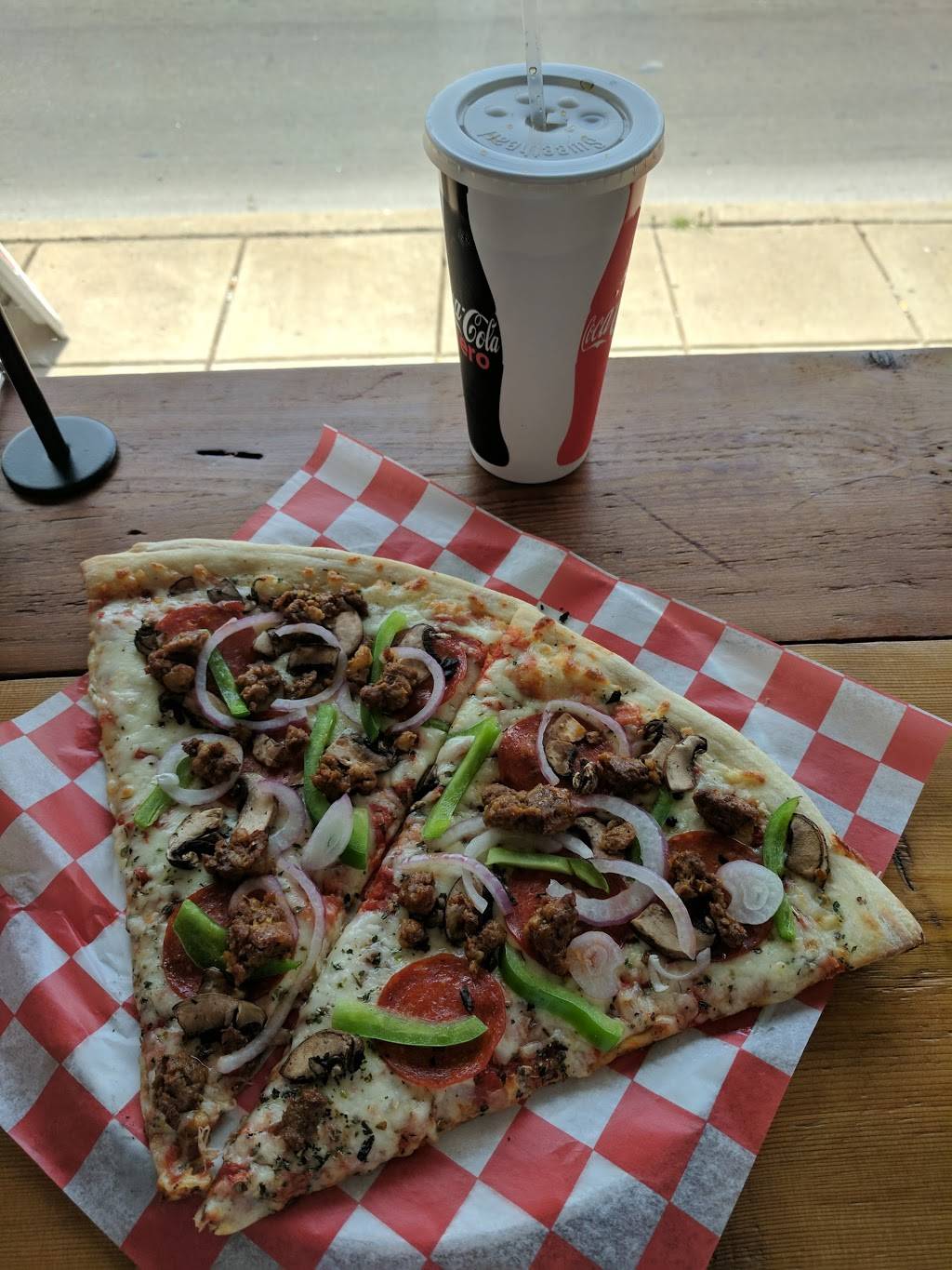 Ramundos Pizzeria Mt. Washington | restaurant | 1519, 2210 Beechmont Ave, Cincinnati, OH 45230, USA | 5133210978 OR +1 513-321-0978