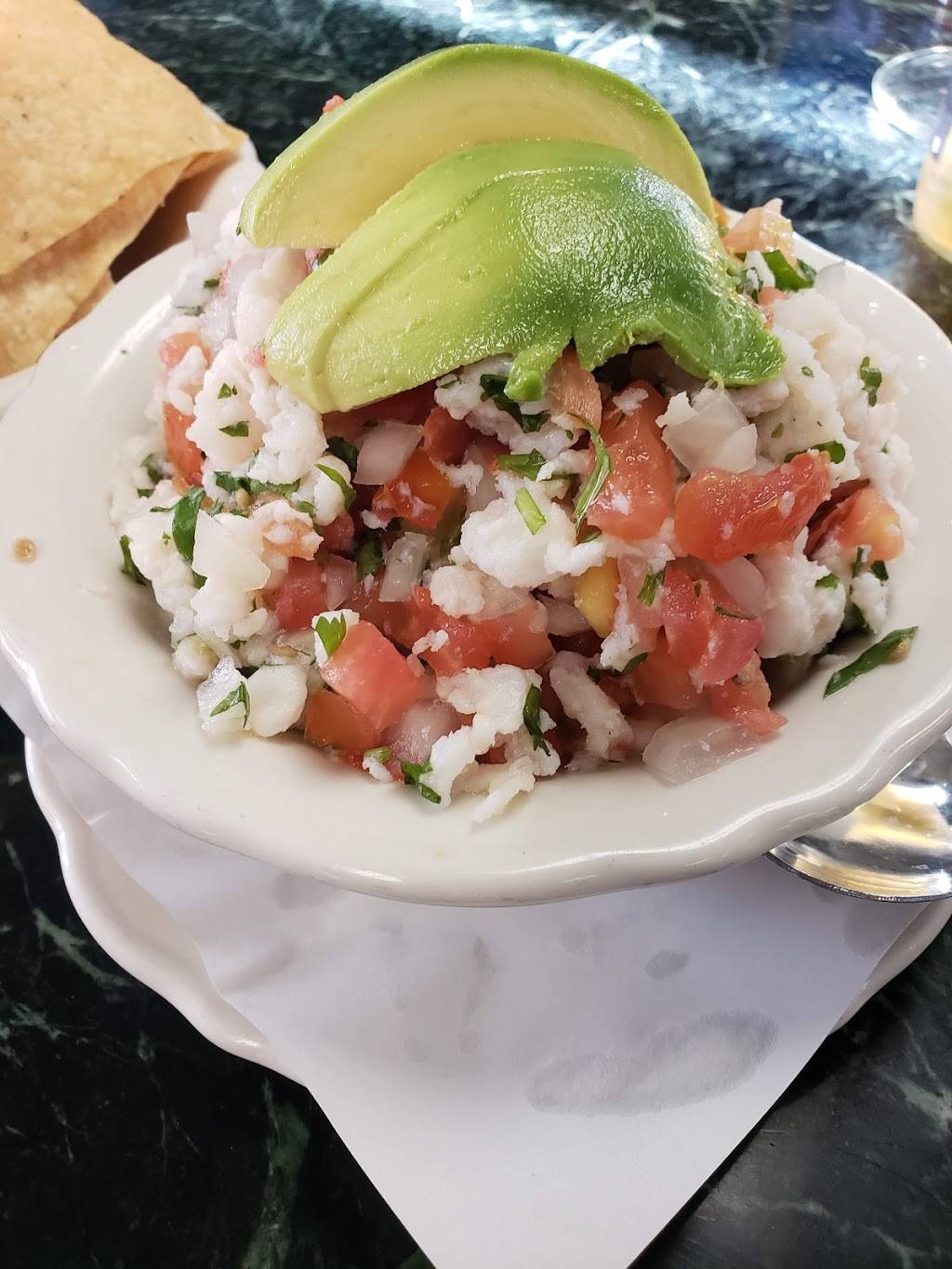 Clamatos And Cocos On Broadway | restaurant | 943 Broadway, Chula Vista, CA 91911, USA | 6196916261 OR +1 619-691-6261