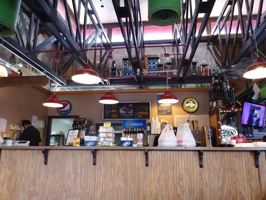 P Gs Wings & More | restaurant | 1205 W Oak St, Kissimmee, FL 34741, USA | 4078473441 OR +1 407-847-3441