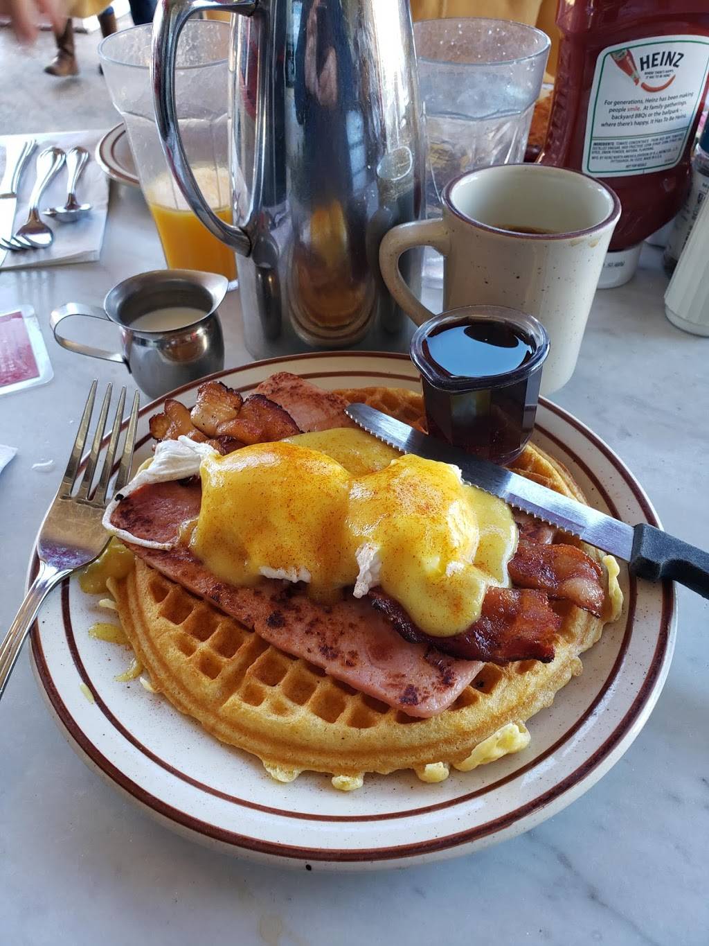 Harrys Coffee Shop | cafe | 7545 Girard Ave, La Jolla, CA 92037, USA | 8584547381 OR +1 858-454-7381