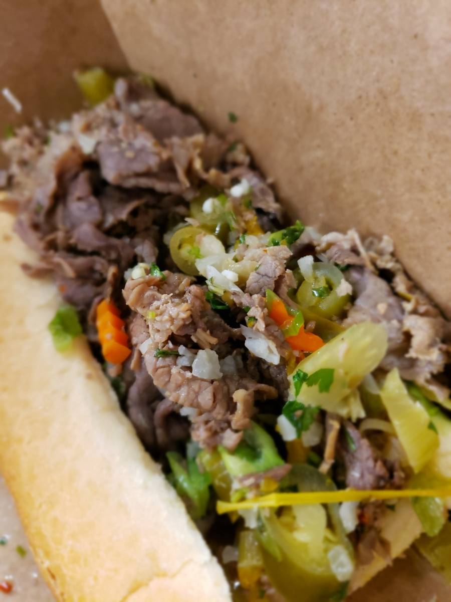 The Woodlawn | restaurant | 1200 E 79th St, Chicago, IL 60619, USA | 7089863008 OR +1 708-986-3008